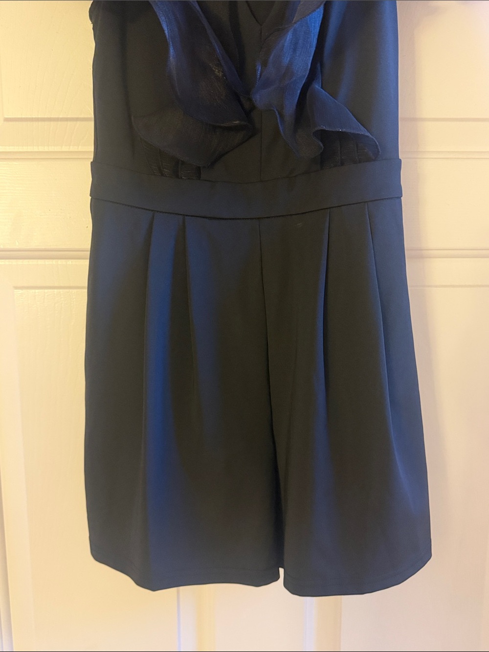 Bebe Black Ruffle-Sleeve Romper - Picture 4 of 6